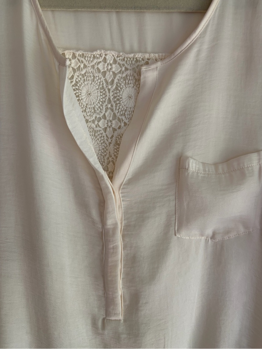 Anthropologie Knitted & Knotted Ivory Lace Back V Neck 3/4 Sleeve Blouse Size L - Picture 3 of 6